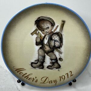 1972 Mother's Day Plate Sister Berta Hummel Limited Edition Schmid Bros 7.75"
